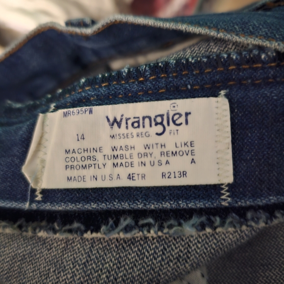 Vintage Wrangler Women's Classic Blue Straight Leg Jeans - Picture 2 of 6